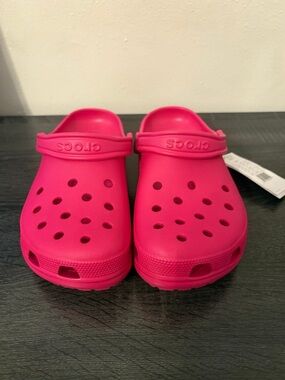 NWT Hot Pink Crocs | W8, M6